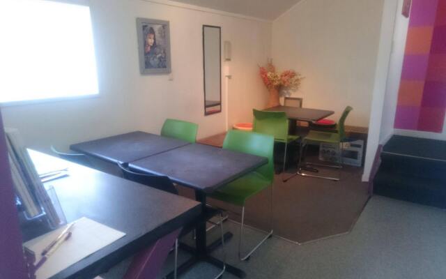 Microtel Lodge Hamilton