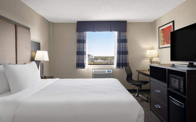 Ramada by Wyndham Saskatoon