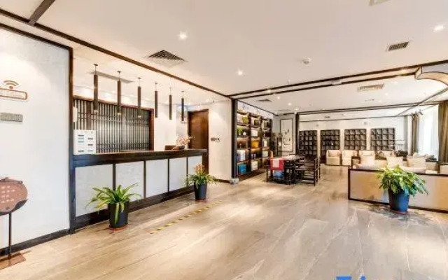 Yujingtai Hot Spring Hotel