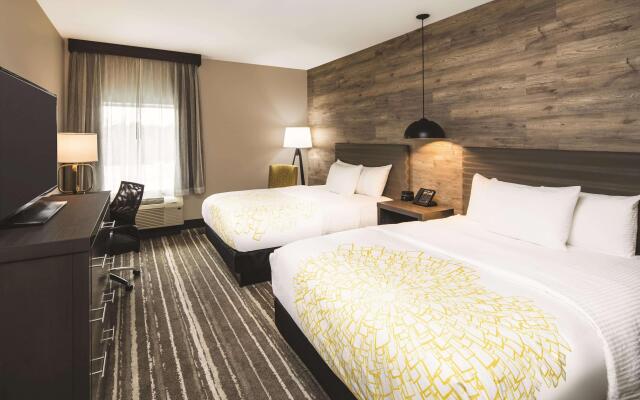 La Quinta Inn & Suites by Wyndham Atlanta South - McDonough