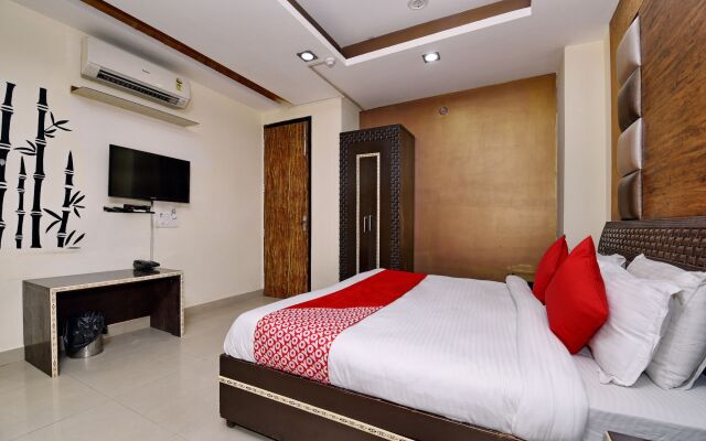 OYO 360 Hotel Manzil