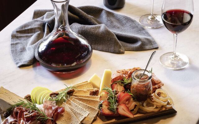 Mineral Springs Hotel