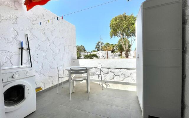 One cozy bedroom with Wifi,pool in Tenerife South