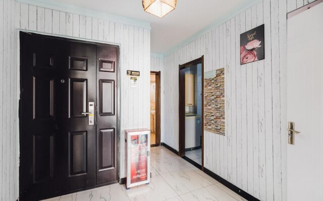 Jiayuhuxiao Apartment