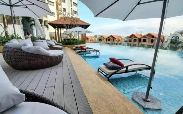 Spacious Apartment Free Gym and Swimming pool in Bien Hoa