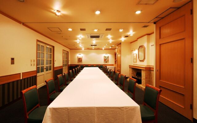 Nest Hotel Matsuyama