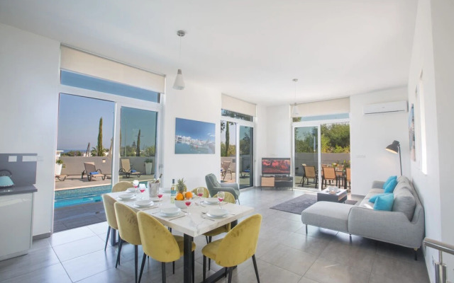 Villa Prpo490a, Stunning 5bdr Protaras Villa With Pool, Close to the Beach