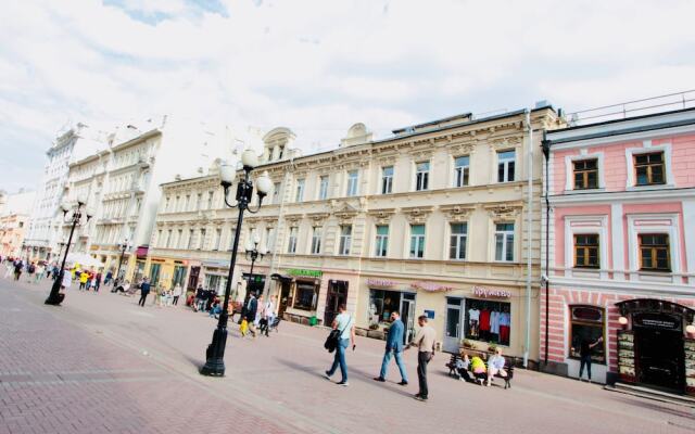 LUXKV Apartment on Old Arbat