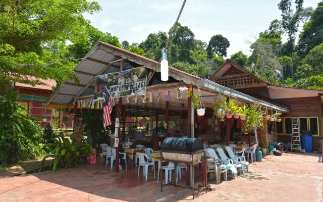 Oyo 90630 Mat Leon Village