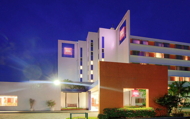 Ibis Manaus