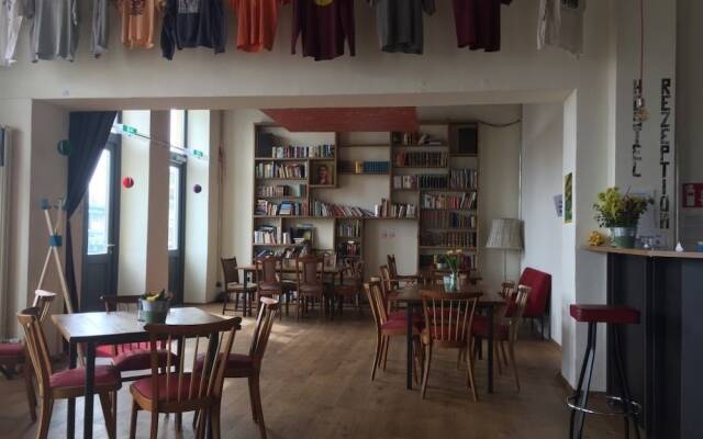 Sandershaus Hostel