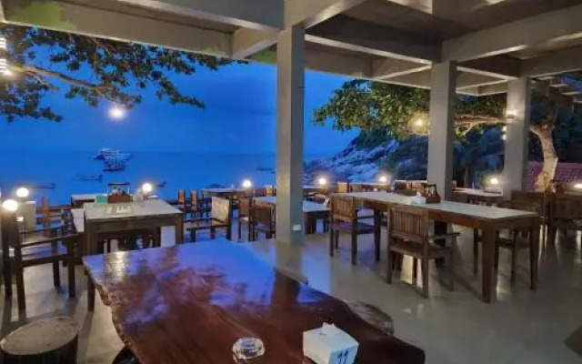 Mountain Reef Beach Resort