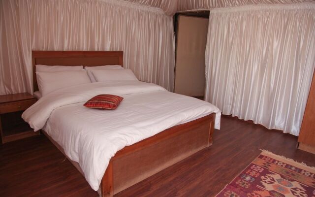Sun City Camp Hotel