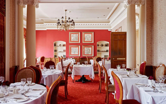 Dumbleton Hall Hotel