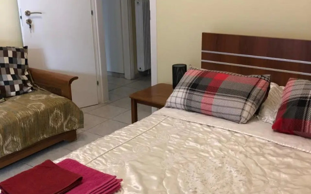 Anna Apartment in Kypseli