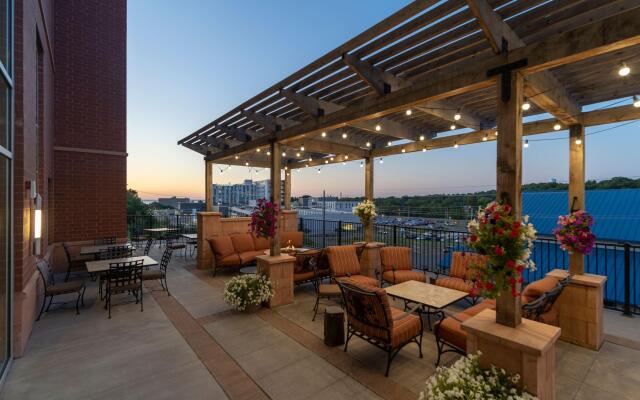 Staybridge Suites Marquette by IHG