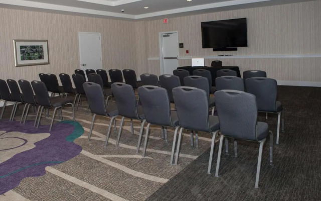 Holiday Inn Springfield