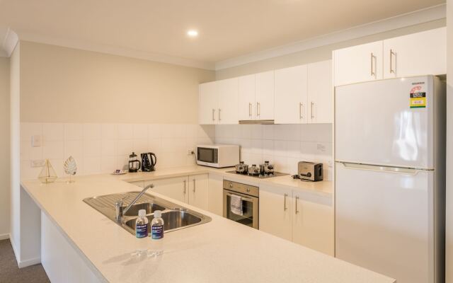Airtrip Apartment on Russell St