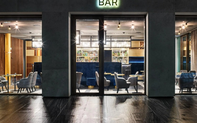 Stage 12 Hotel by Penz