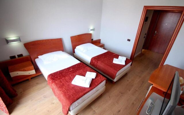 Hotel Saranda International