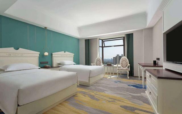Ramada Plaza By Wyndham Wuhan Dongxi Lake