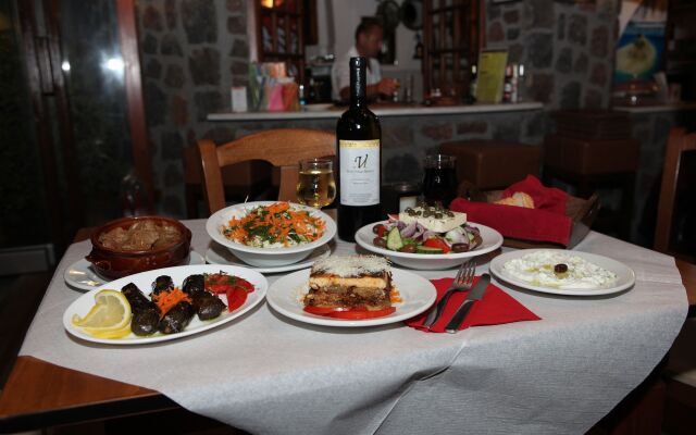 Hotel Mathios Village