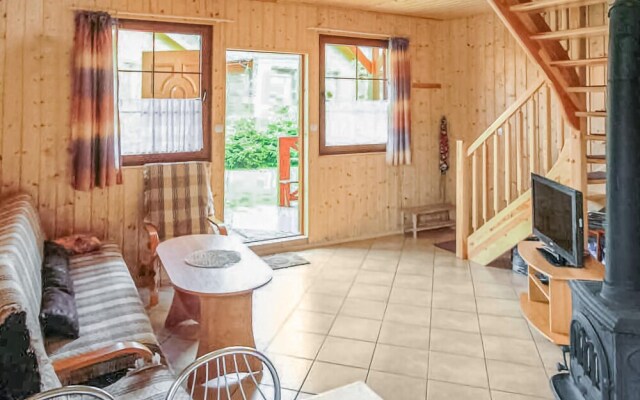 Awesome Home in Dabki, Bobolin With 2 Bedrooms