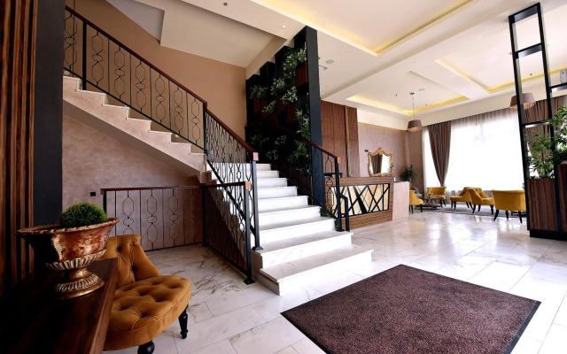 Hotel Lazaro