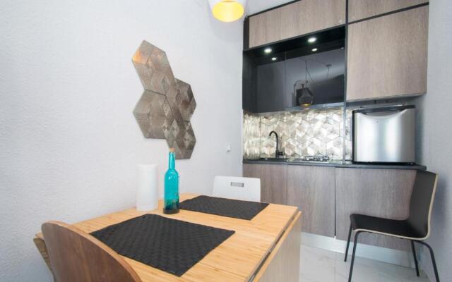 087 Design Studio - Alicante Holiday