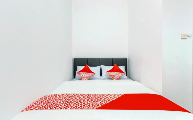 Hotel O J&b Room Utan Kayu – Guest Rooms – Jakarta