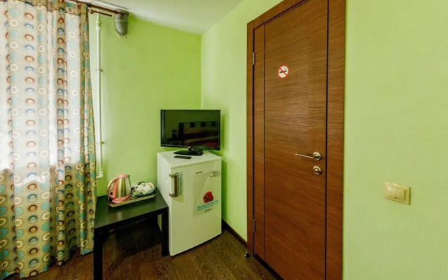 Тихий дворик