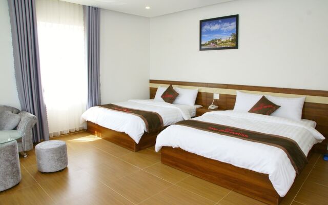RedDoorz Premium Anh Duc Da Lat Hotel