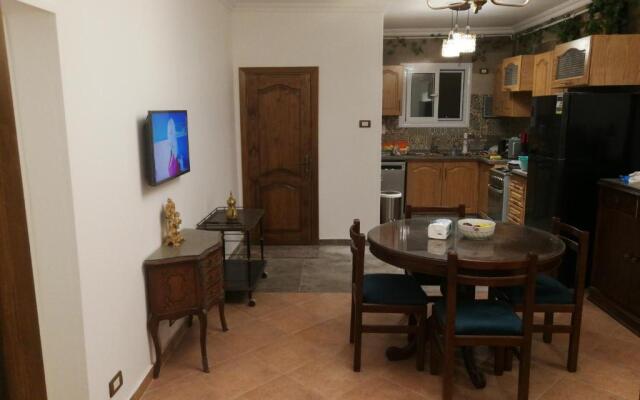 Three bedrooms apartment Nile view maadi