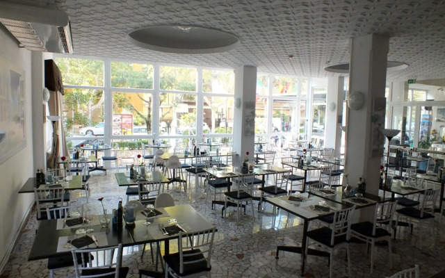 New Hotel Jolie