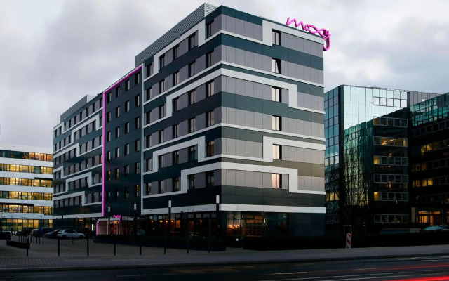 MOXY Frankfurt Eschborn