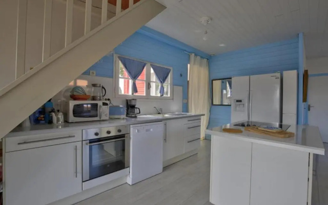 Maison du sentier du littoral et sa piscine naturelle