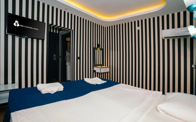 Miss Cleopatra Hotel