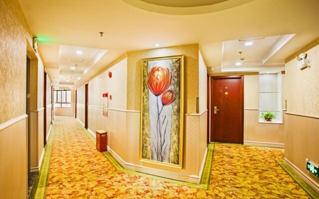 GreenTree Inn Jieyang North Linjiang Road Express Hotel