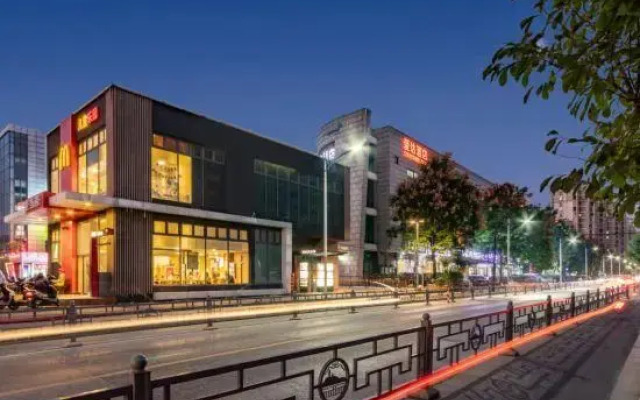 Vienna Hotel (Mudu Yangtze No.1 Living Plaza)