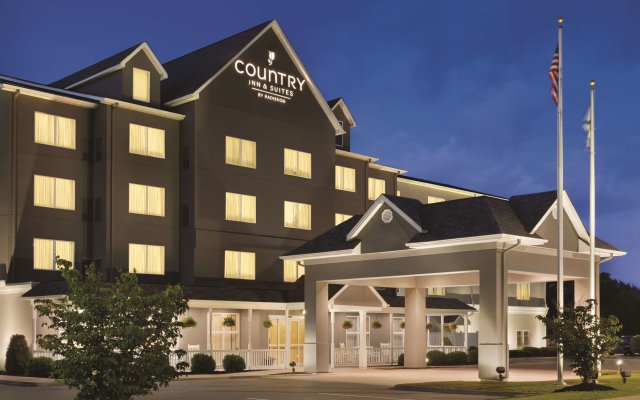 Country Inn & Suites by Radisson, Princeton, WV