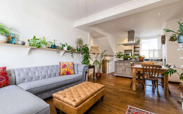 Historic 18th Century Terrace House