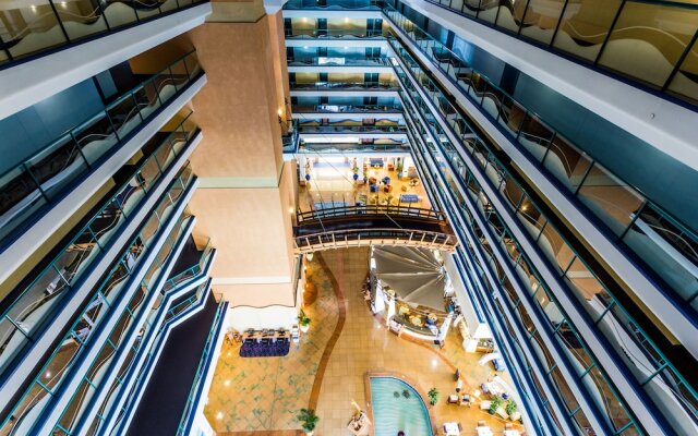 Club Wyndham Crown Towers
