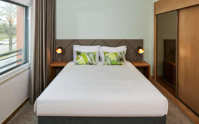 NH Marina Portimao Resort