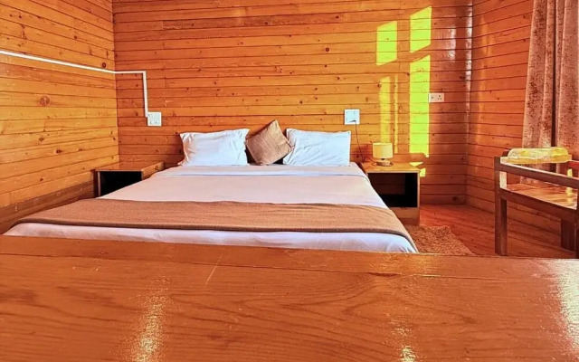 EDM Hostel
