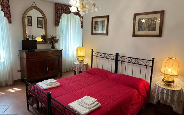 A Villa Esperia Bed and Breakfast