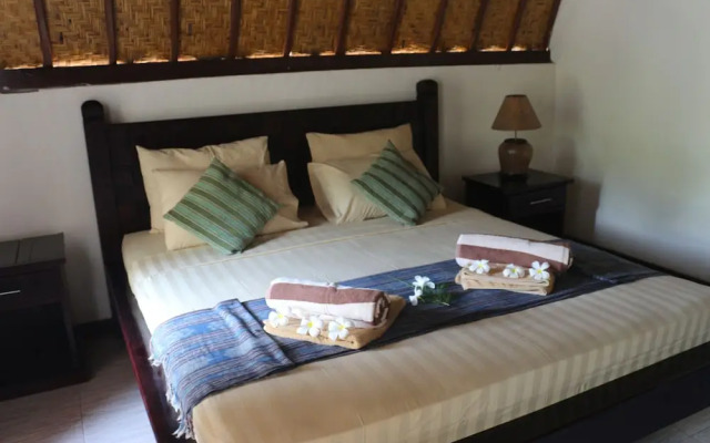 Gili Lumbung Bungalow