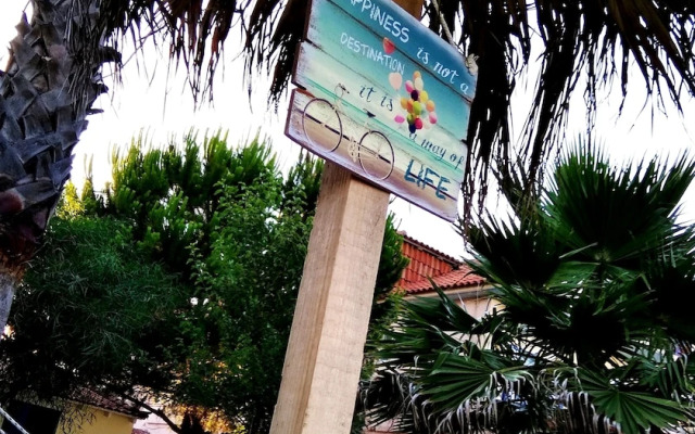 Sarantakis Apartments