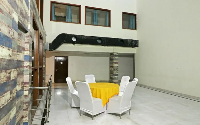 Kcg Hotels By OYO Rooms