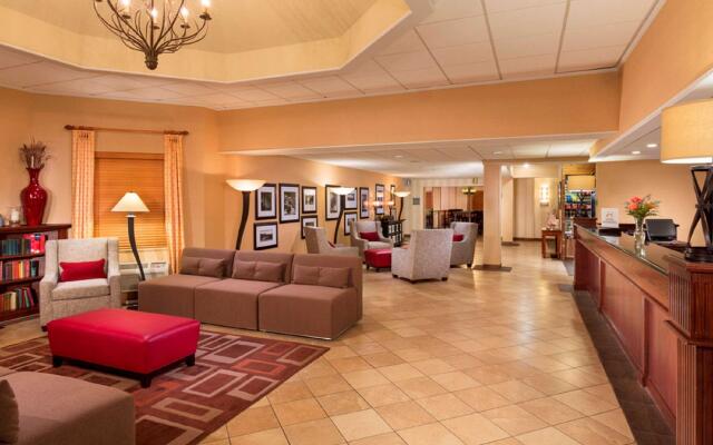 DoubleTree by Hilton Hotel Vancouver