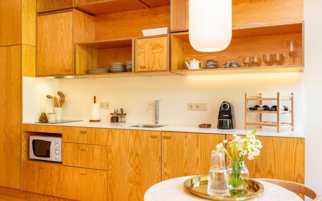 Tripas-Coração, Cordoaria River and Garden View